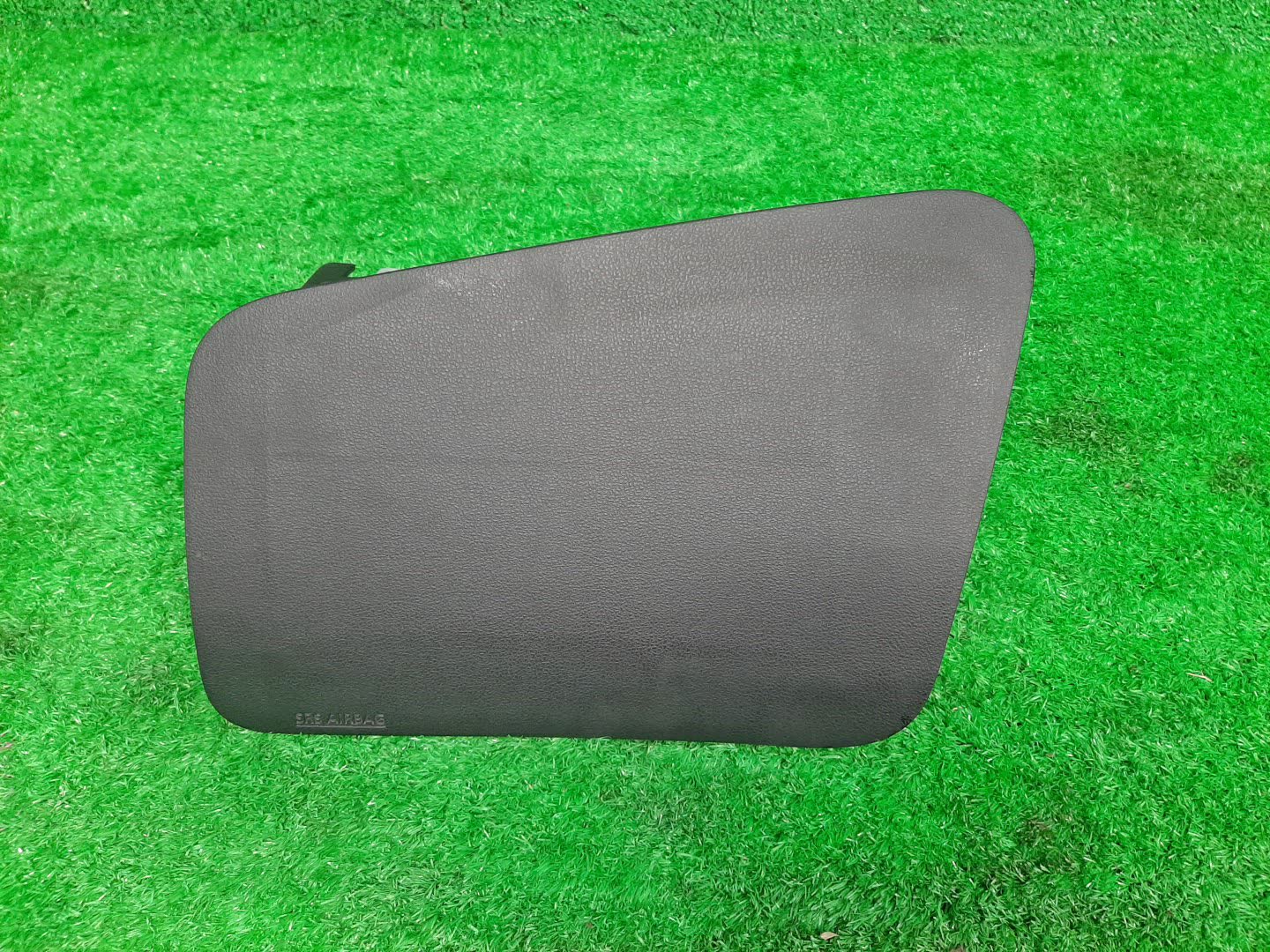 Airbag пассажирский NISSAN JUKE NF15, F15, YF15 , MR16DDT 1 ракурс Airbag пассажирский NISSAN JUKE NF15, F15, YF15 , MR16DDT 1 ракурс