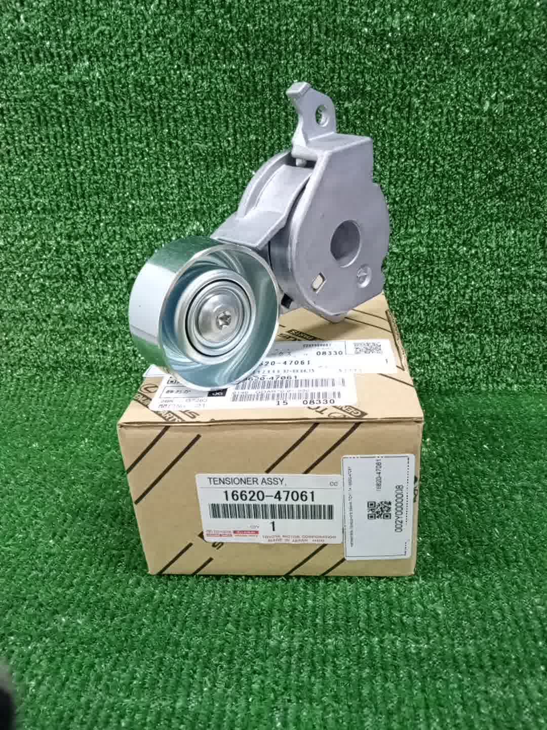 Натяжитель приводного ремня TOYOTA C-HR NGX10 16620-47061 1 ракурс