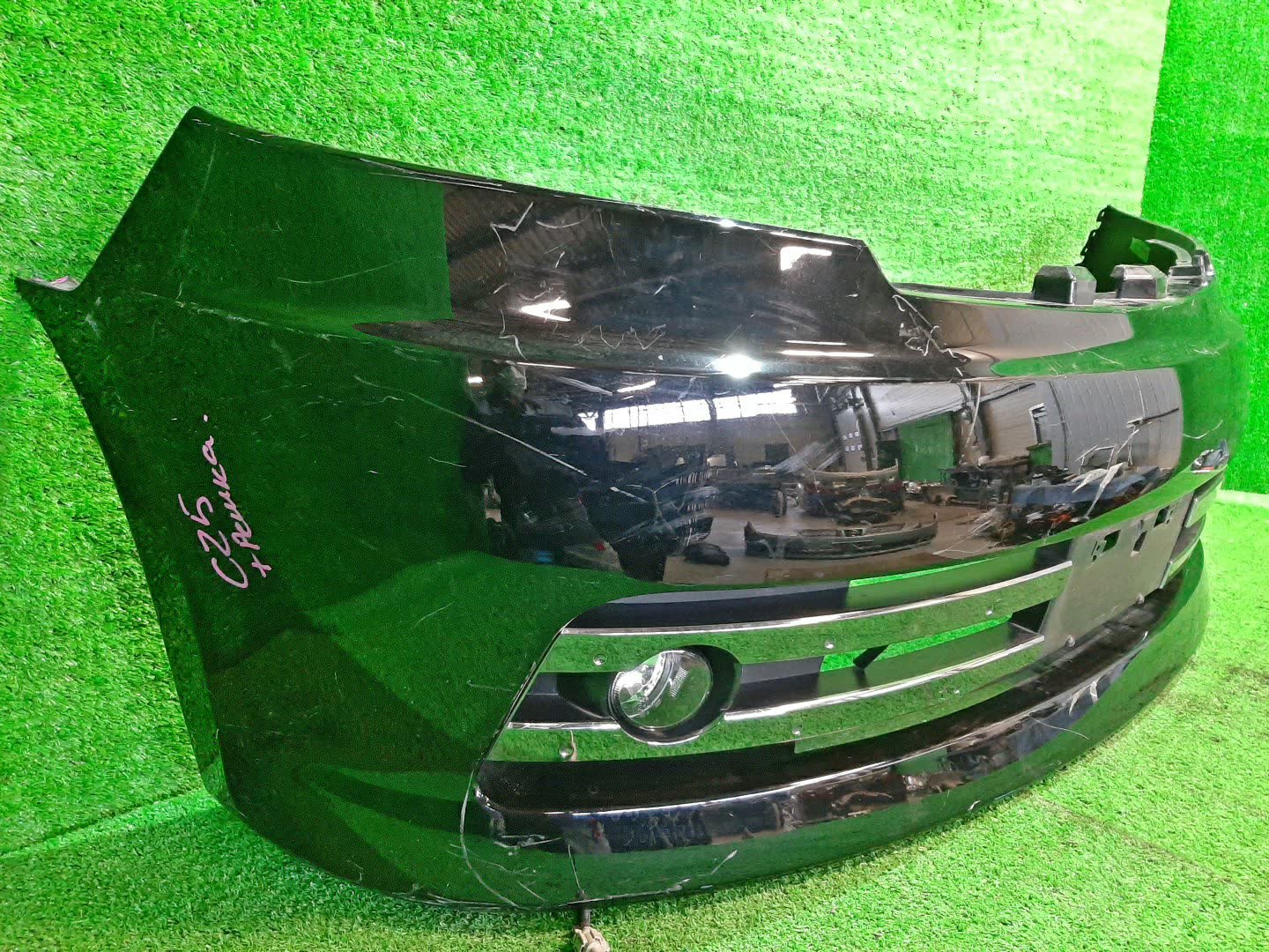 Бампер передний NISSAN SERENA C25 5850 3 ракурс