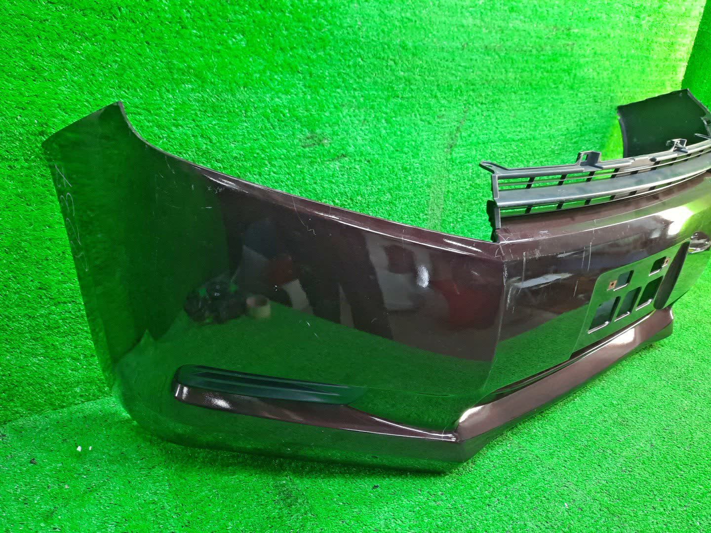 Бампер передний HONDA STEPWGN RK1, RK2, RK4, RK5, RK3, RK6, RK7 8237 3 ракурс