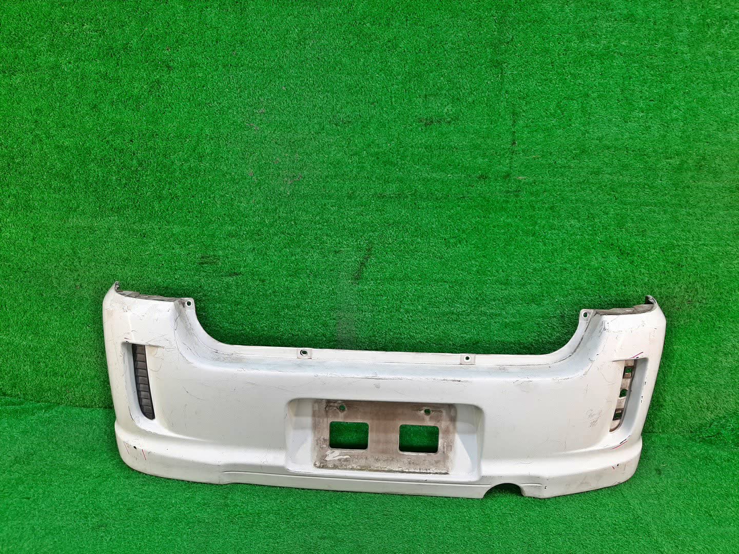 Бампер задний SUBARU PLEO RA1, RA2, RV2, RV1 2366 1 ракурс Бампер задний SUBARU PLEO RA1, RA2, RV2, RV1 2366 1 ракурс