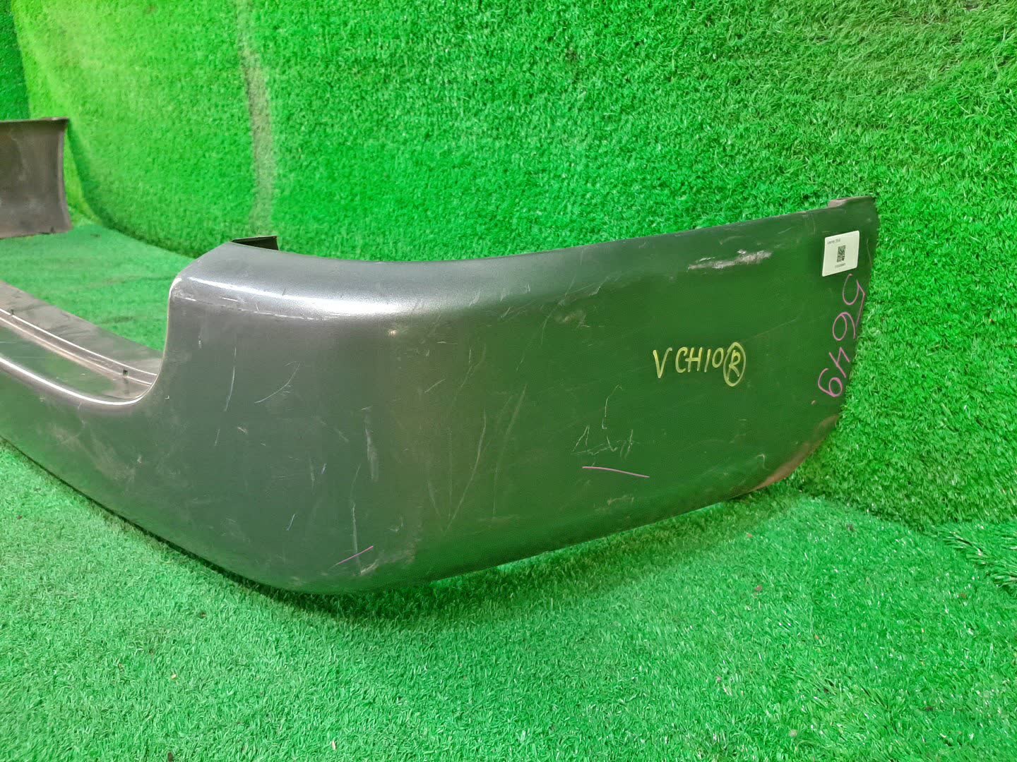 Бампер задний TOYOTA GRANVIA VCH10W, KCH10W, VCH16W, KCH16W, RCH11W, KCH11W 5649 2 ракурс Бампер задний TOYOTA GRANVIA VCH10W, KCH10W, VCH16W, KCH16W, RCH11W, KCH11W 5649 2 ракурс