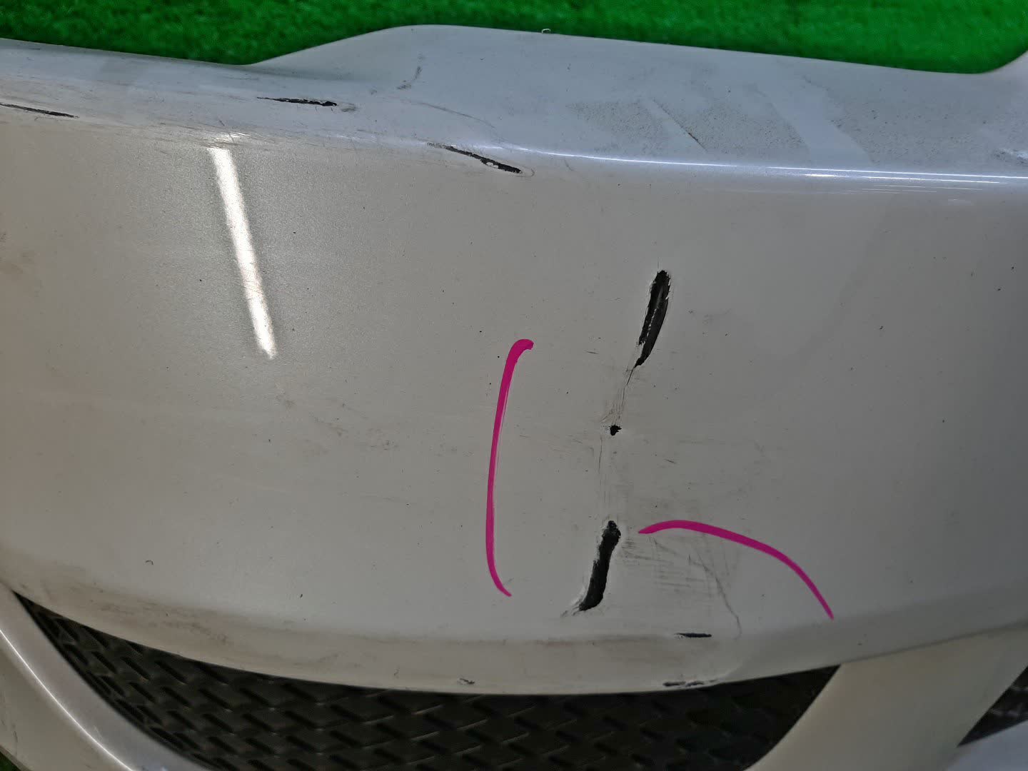 Бампер передний MITSUBISHI LANCER, GALANT FORTIS CY4A, CY2A, CY3A, CY6A, CX6A, CX4A, CX3A 8701 4 ракурс