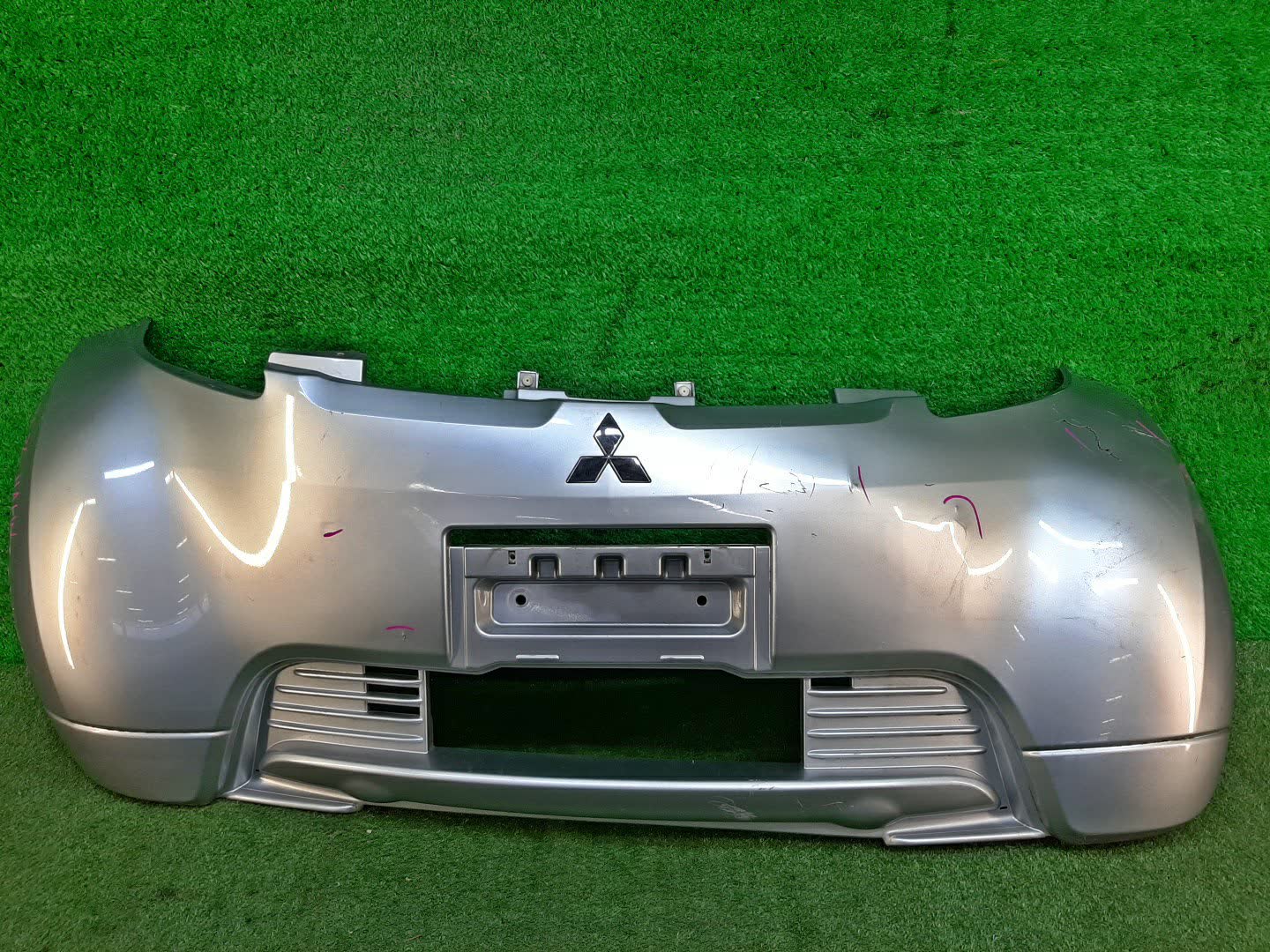 Бампер передний MITSUBISHI i HA1W 9246 1 ракурс Бампер передний MITSUBISHI i HA1W 9246 1 ракурс