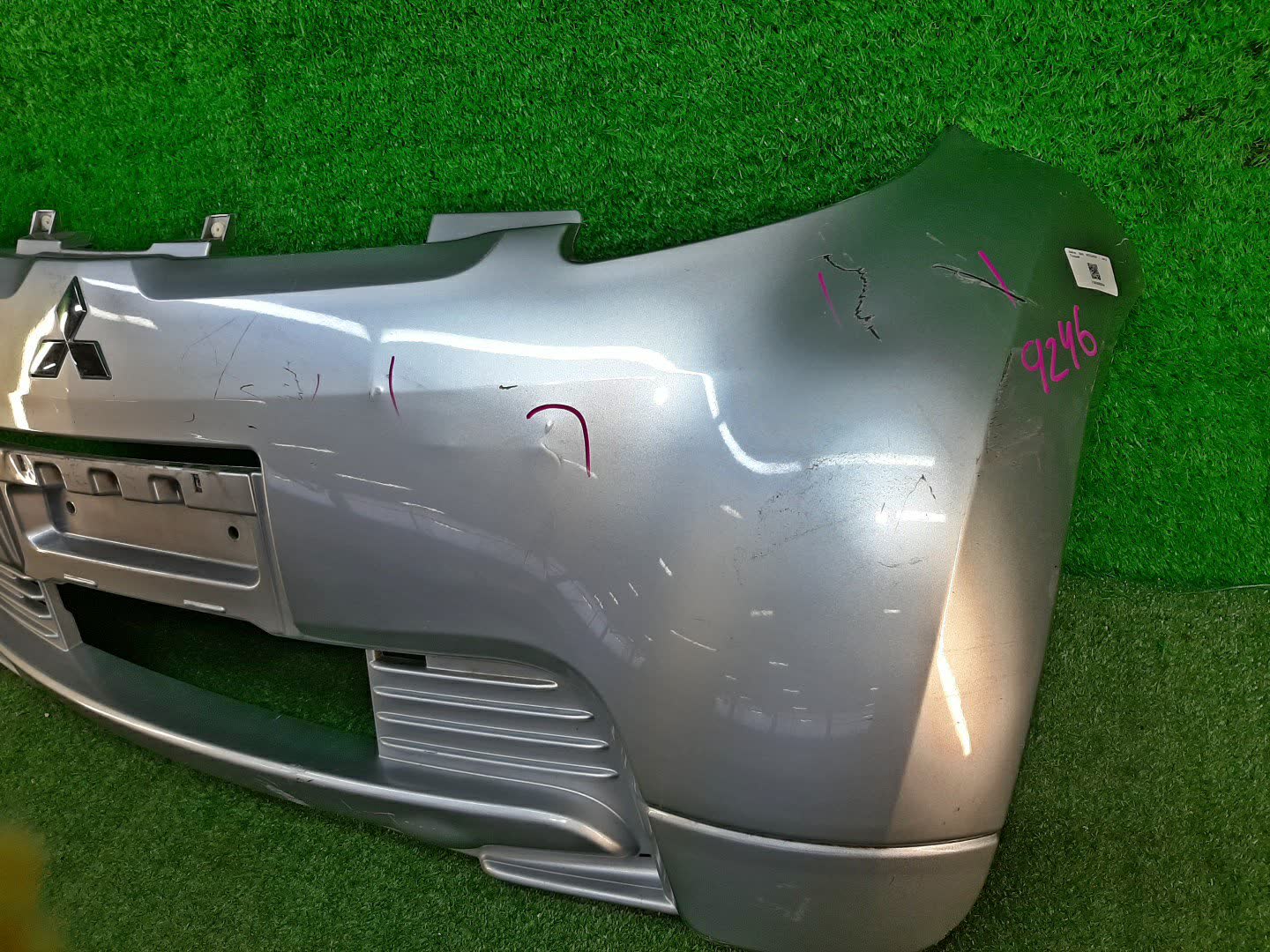 Бампер передний MITSUBISHI i HA1W 9246 3 ракурс Бампер передний MITSUBISHI i HA1W 9246 3 ракурс