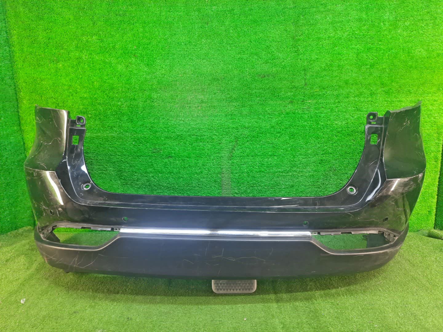 Бампер задний TOYOTA HARRIER AXUH80 9351 1 ракурс