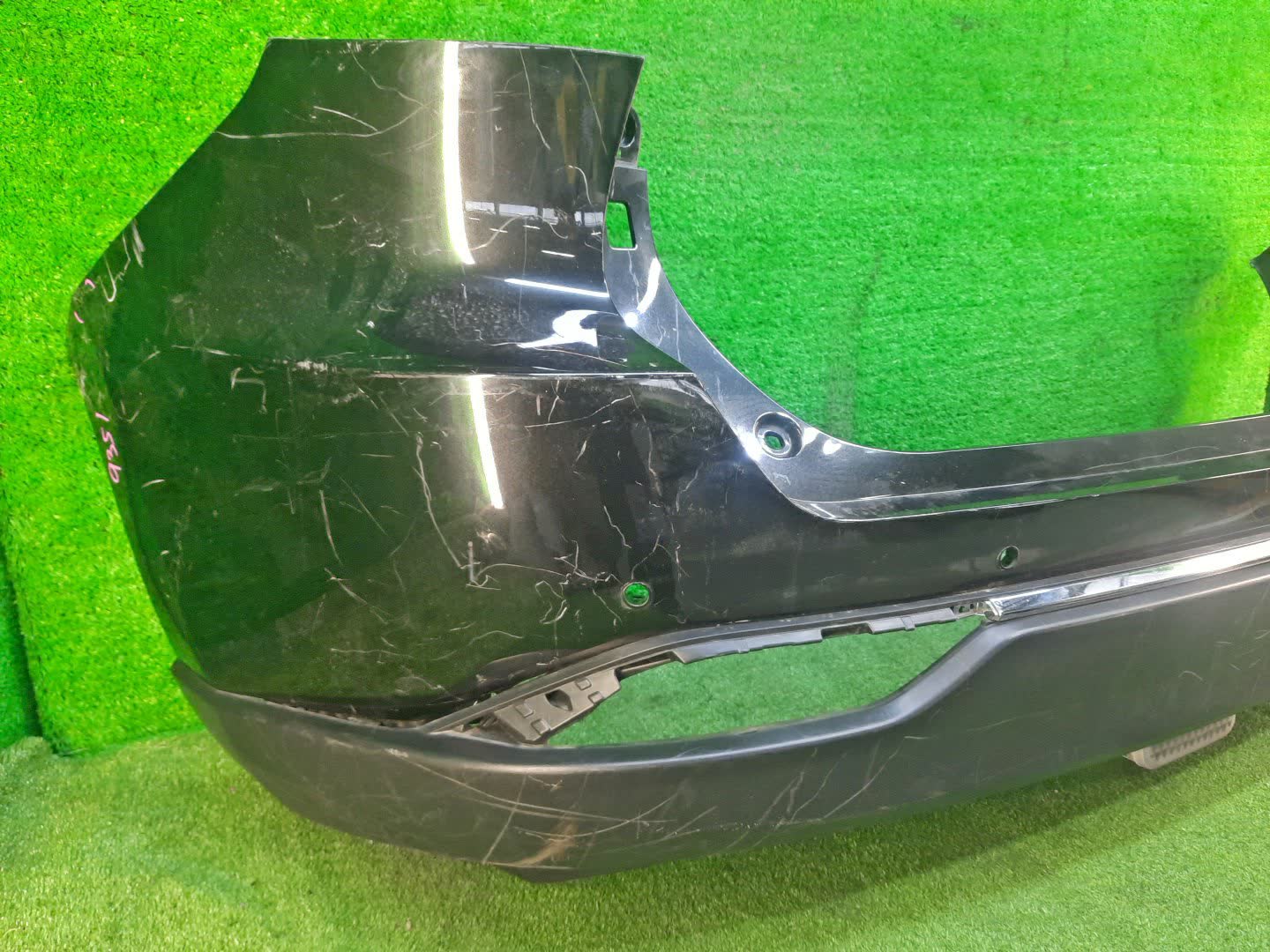 Бампер задний TOYOTA HARRIER AXUH80 9351 2 ракурс