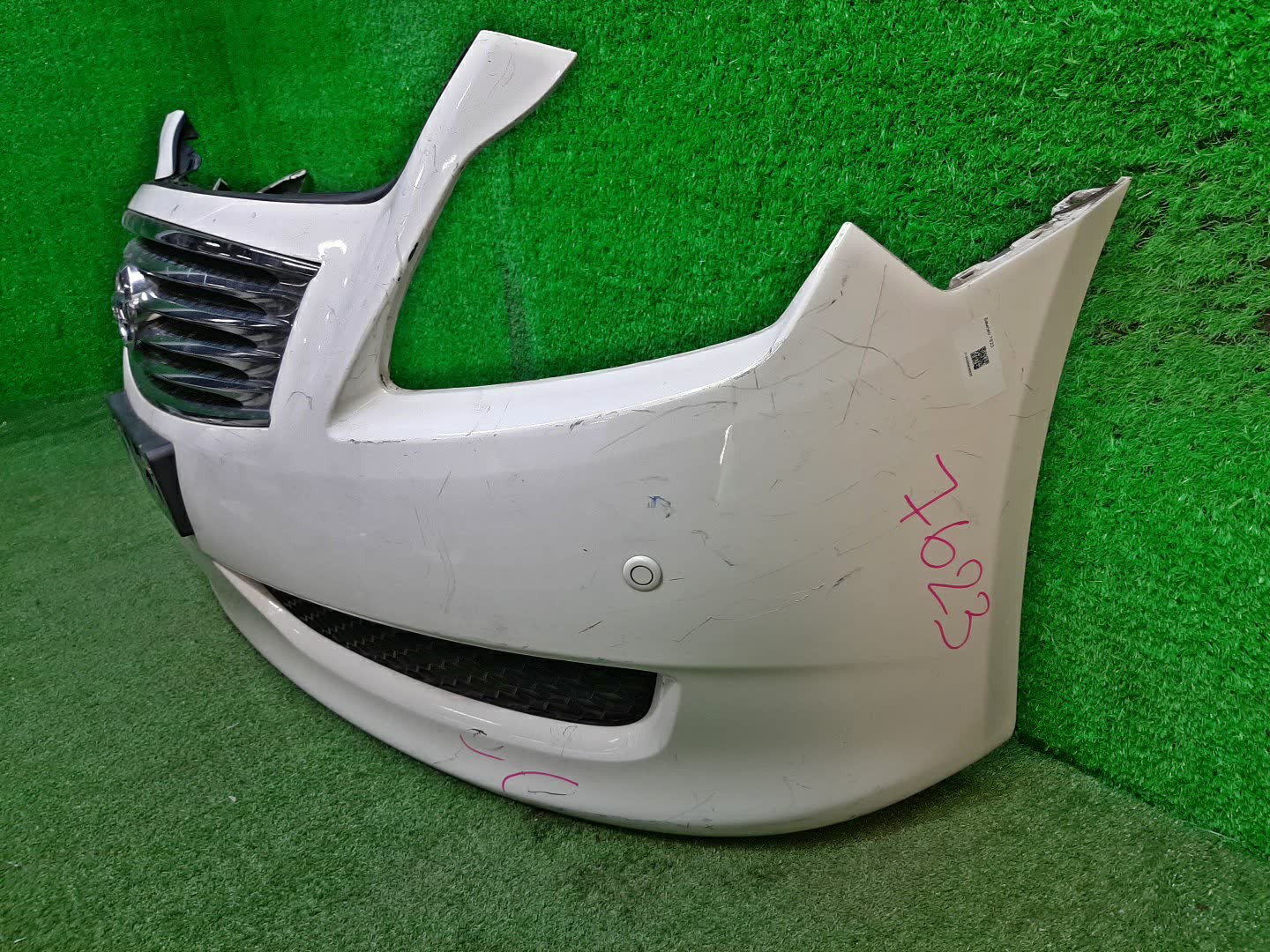 Бампер передний NISSAN SKYLINE CKV36 7623 2 ракурс