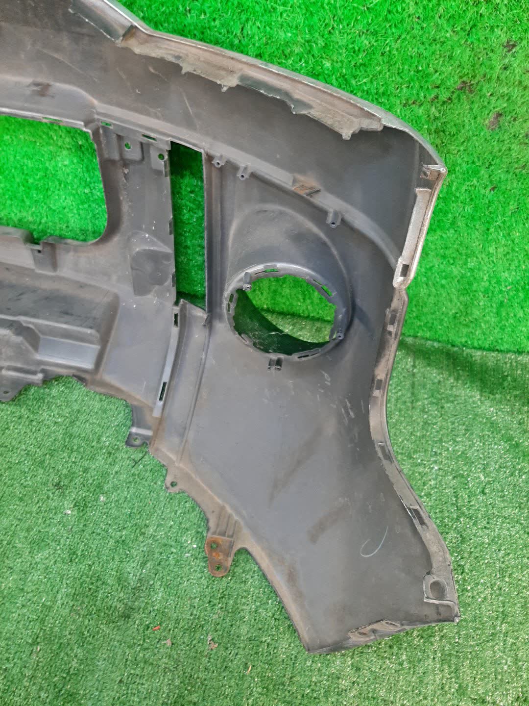 Бампер передний MITSUBISHI DELICA D5 CV1W, CV2W, CV4W, CV5W 8360 5 ракурс