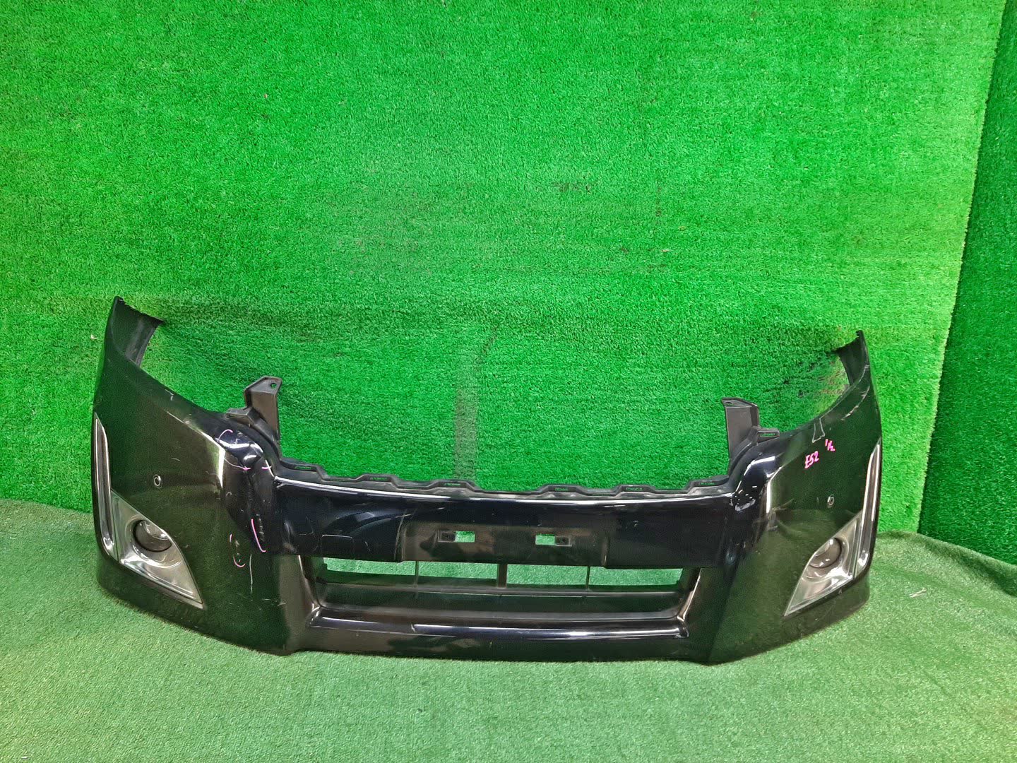 Бампер передний NISSAN ELGRAND E52 8465 1 ракурс