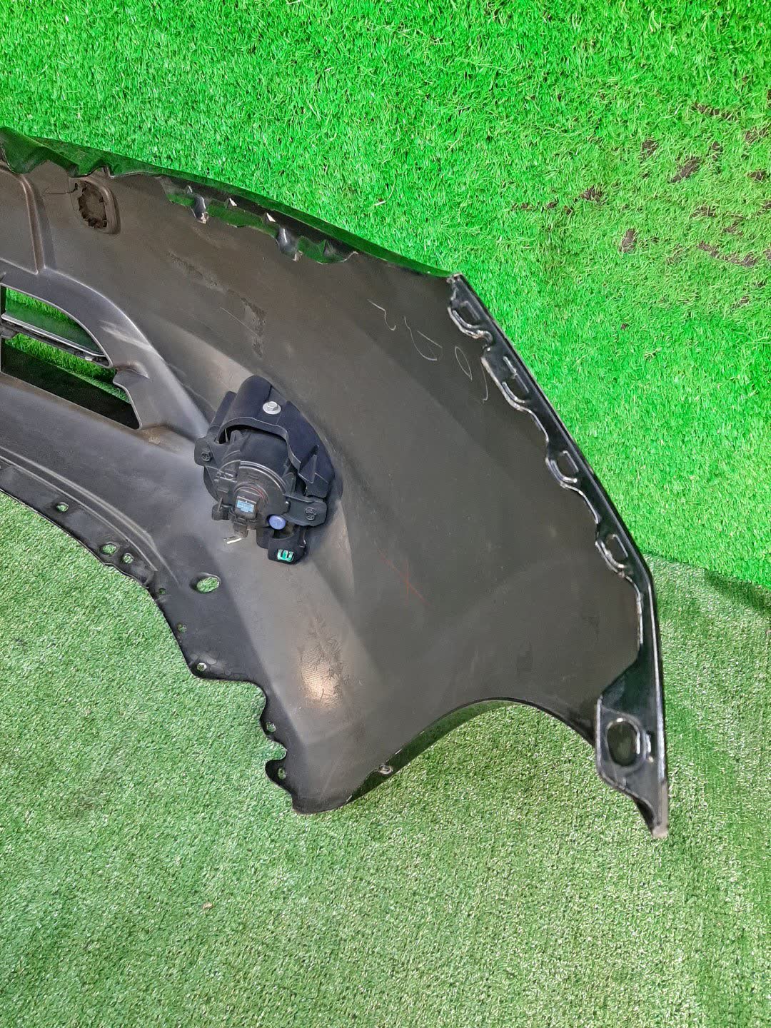 Бампер передний NISSAN NOTE E12 8470 5 ракурс