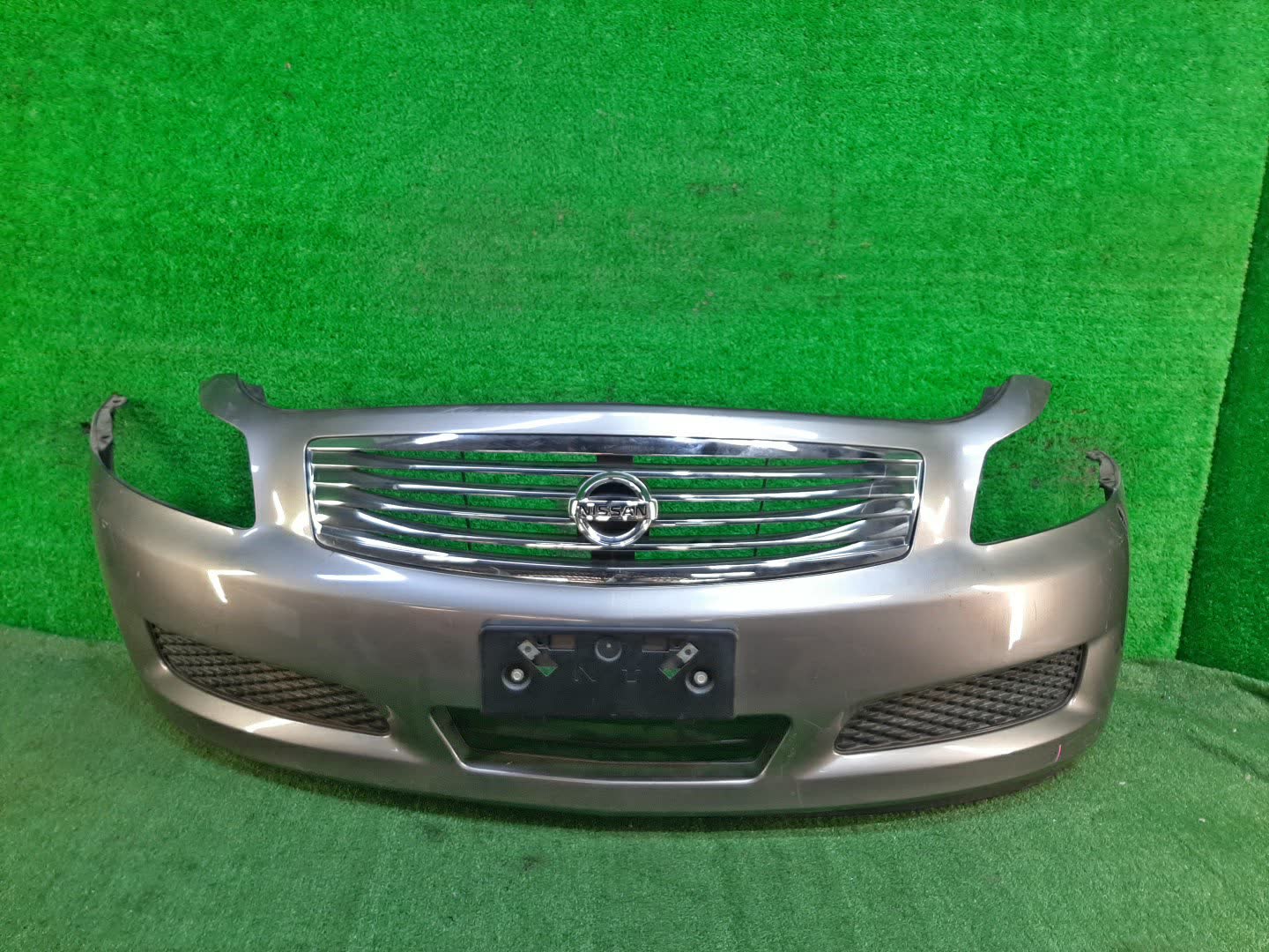 Бампер передний NISSAN SKYLINE V36 9004 1 ракурс
