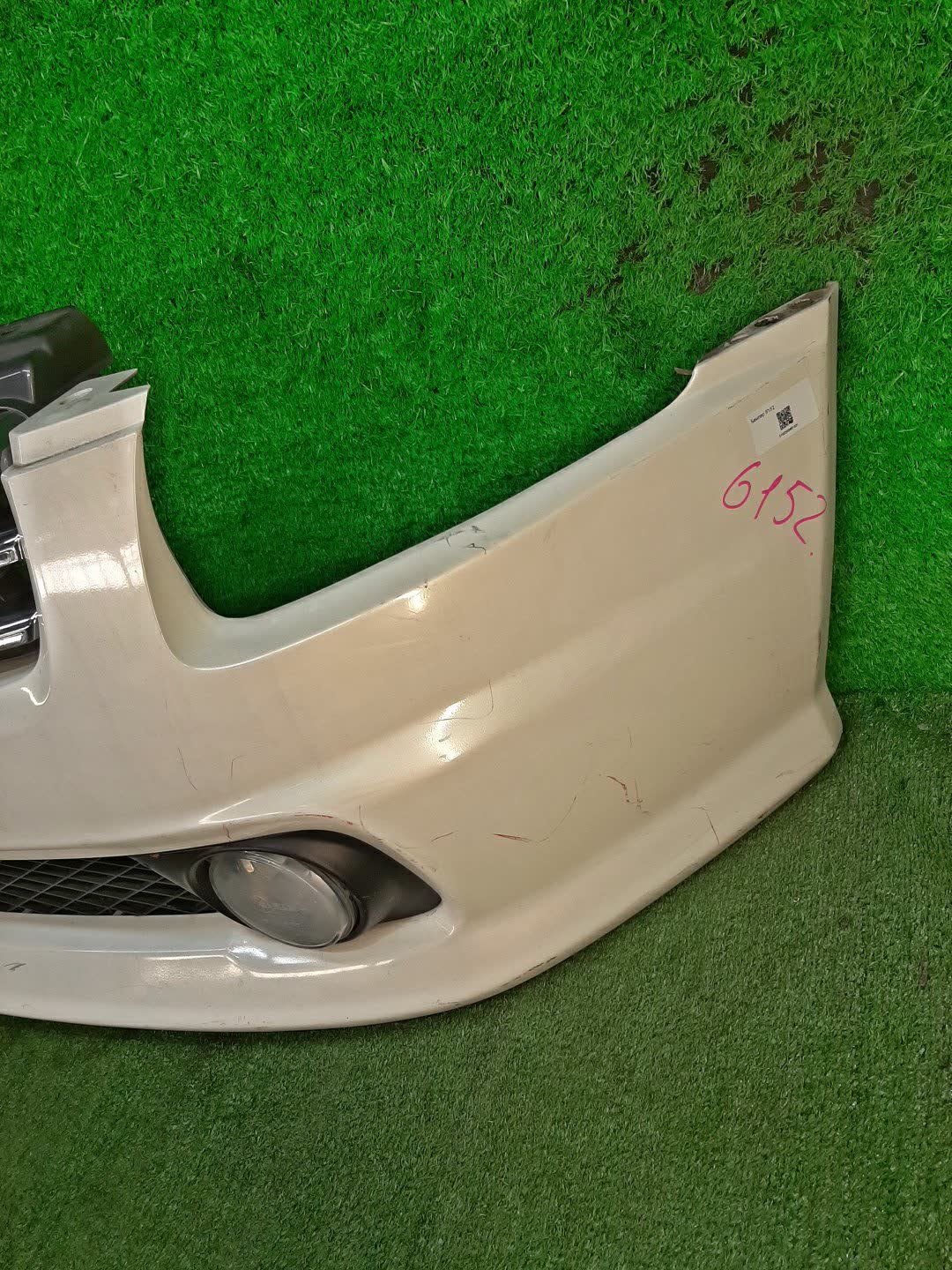 Бампер передний NISSAN STAGEA M35 6152 3 ракурс
