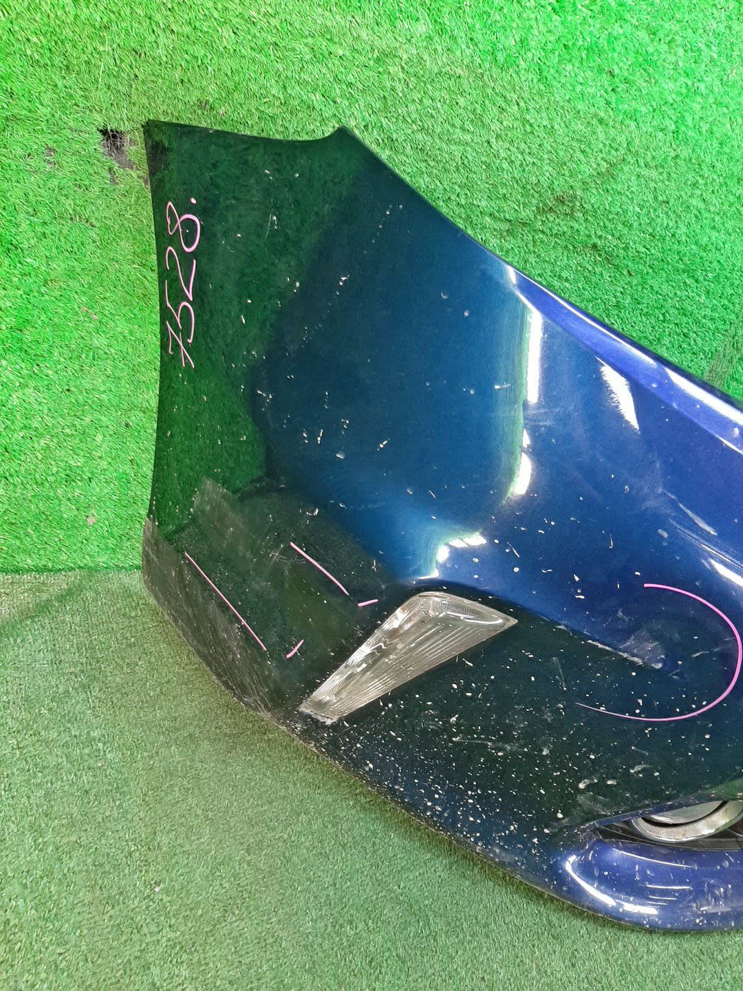 Бампер передний TOYOTA PRIUS ALPHA ZVW41W, ZVW40W 7528 2 ракурс