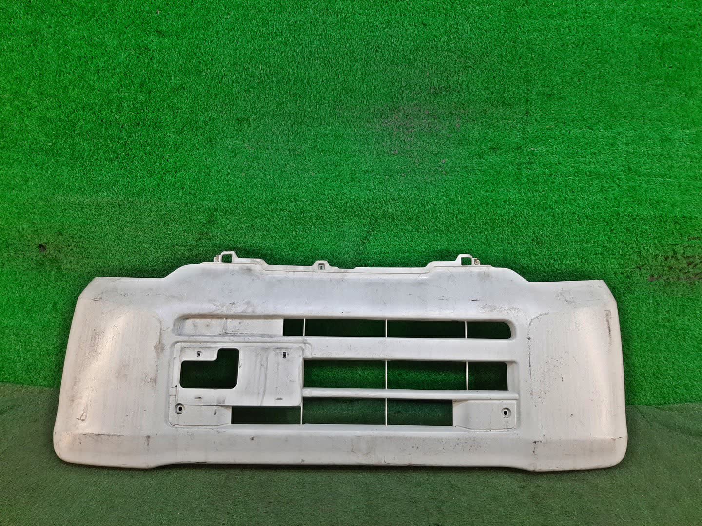 Бампер передний NISSAN CLIPPER U72V 9356 1 ракурс