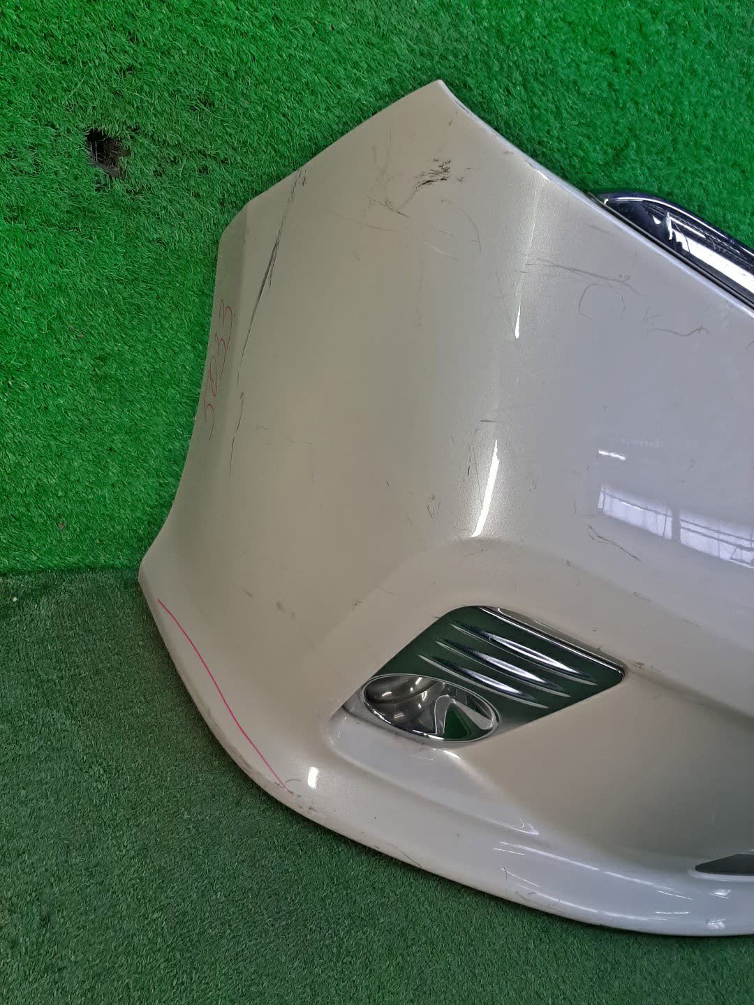 Бампер передний NISSAN SERENA C26 5033 2 ракурс