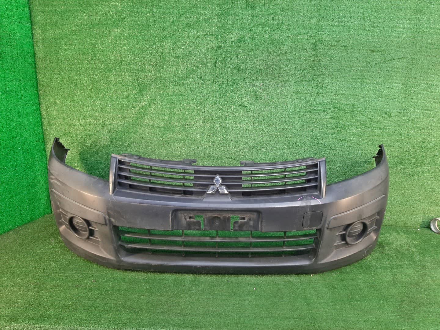 Бампер передний MITSUBISHI LANCER CVY12 6719 1 ракурс