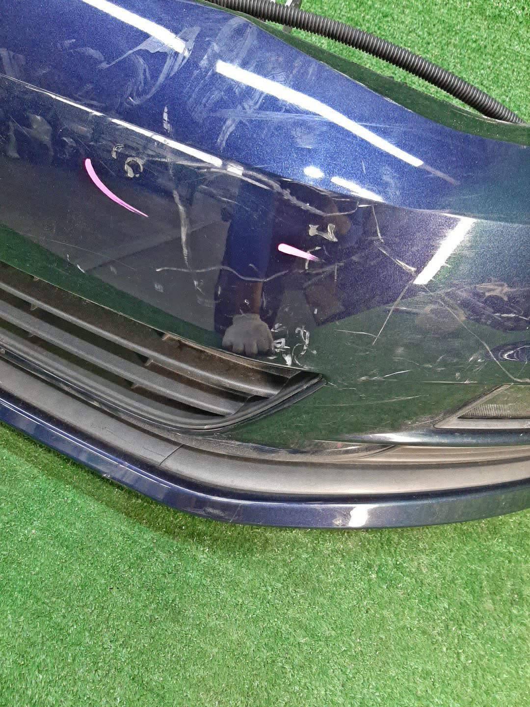 Бампер передний VOLKSWAGEN GOLF MK7, 5G1 7033 4 ракурс