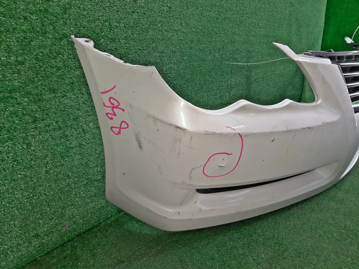 Бампер передний TOYOTA MARK X GRX125, GRX120, GRX121 8361 2 ракурс