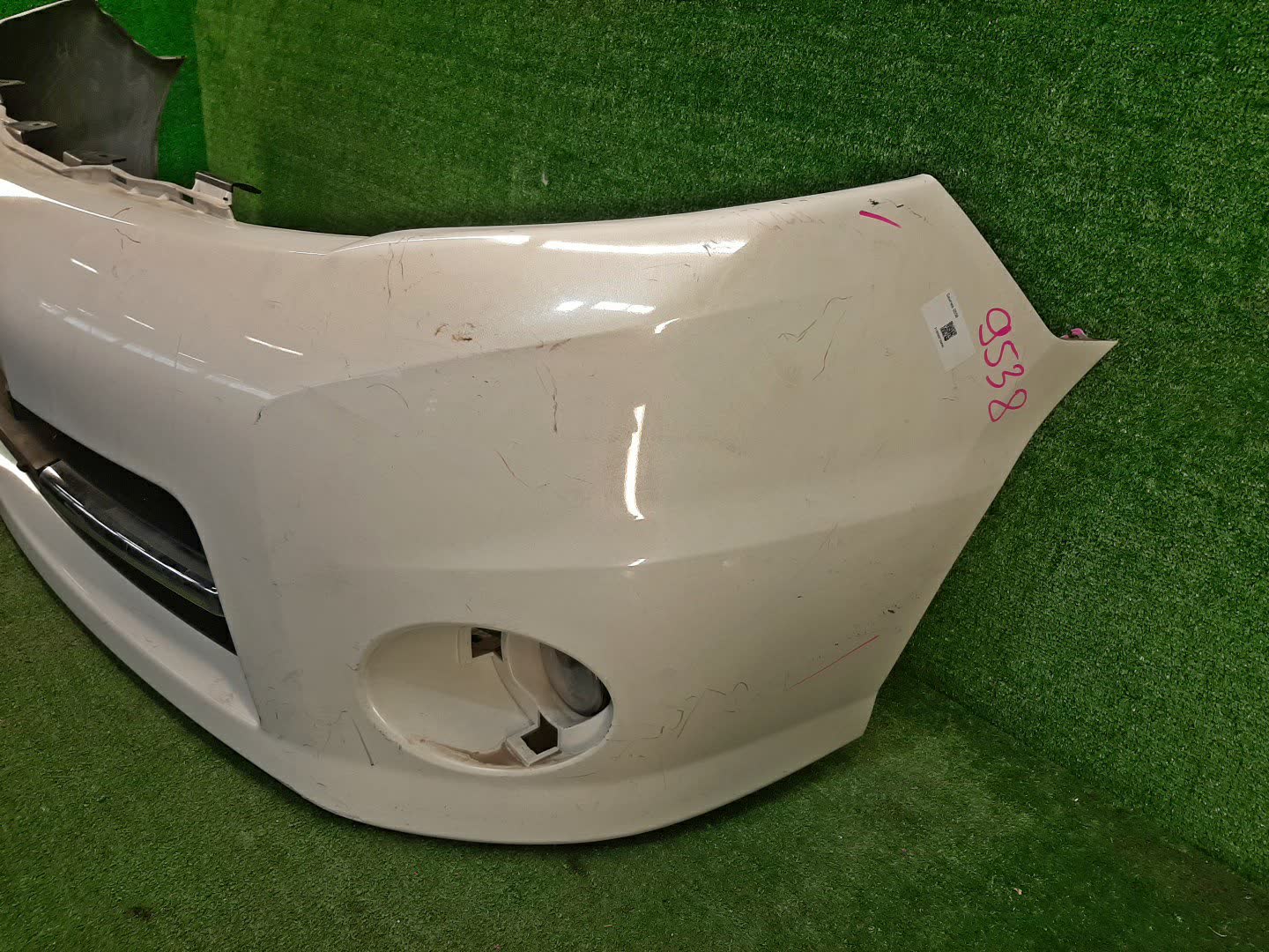 Бампер передний NISSAN SERENA C25 9538 4 ракурс