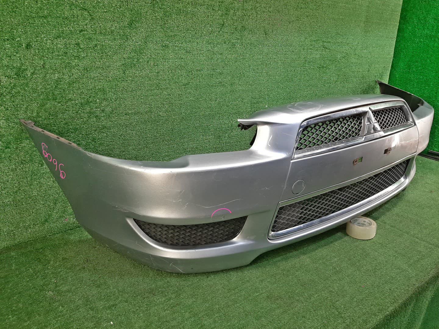 Бампер передний MITSUBISHI LANCER, GALANT FORTIS CY4A, CY2A, CY3A, CY6A, CX6A, CX4A, CX3A 9609 3 ракурс