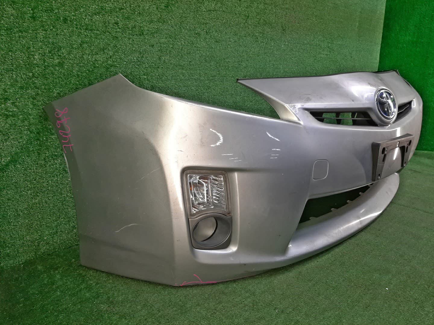 Бампер передний TOYOTA PRIUS ZVW30 74278 5 ракурс