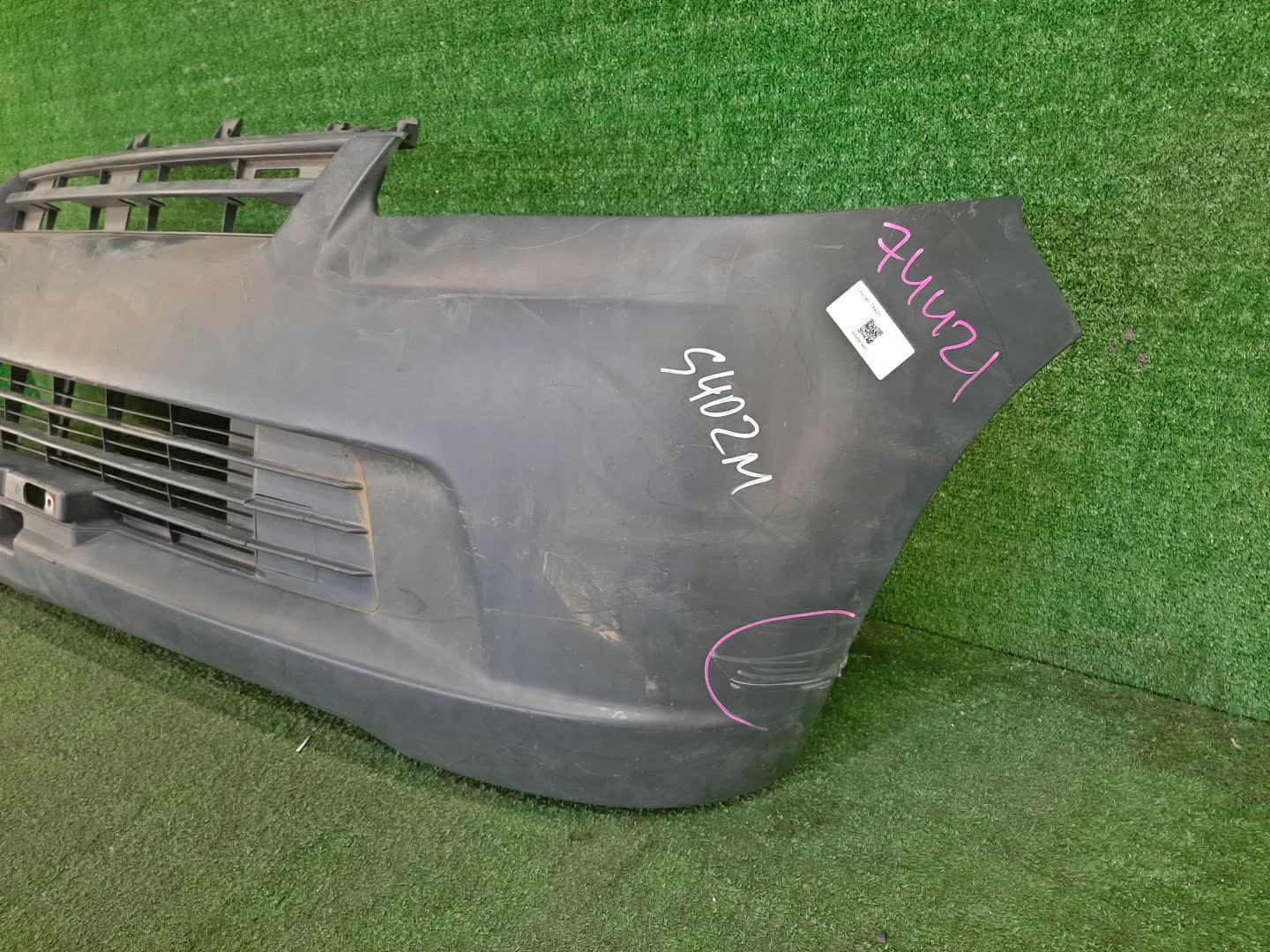 Бампер передний TOYOTA LITE ACE, TOWN ACE S412U, S402M, S402U, S412M 74421 3 ракурс