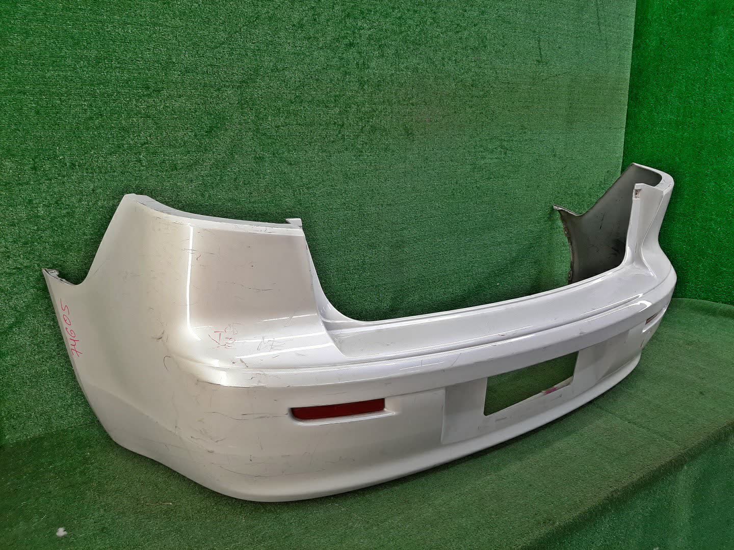 Бампер задний MITSUBISHI LANCER, GALANT FORTIS CY4A, CY2A, CY3A, CY6A 74605 3 ракурс