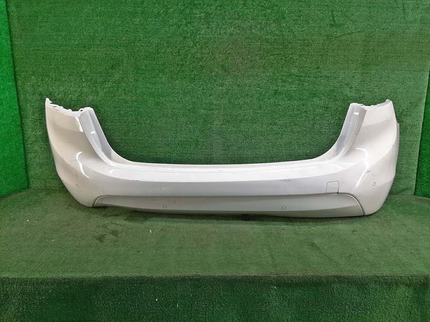 Бампер задний BMW 2-Series Active Tourer F45 74789 1 ракурс