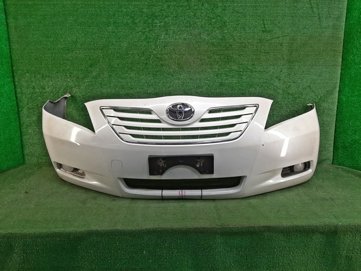 Бампер передний TOYOTA CAMRY, ALTIS AHV40, GSV40, ACV40, ACV45, ACV40N, ACV45N 75030 1 ракурс