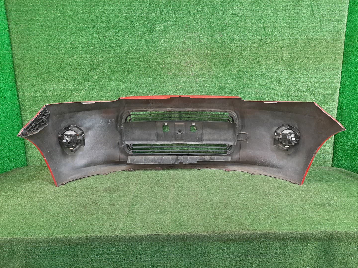 Бампер передний TOYOTA PORTE NCP141 75052 4 ракурс