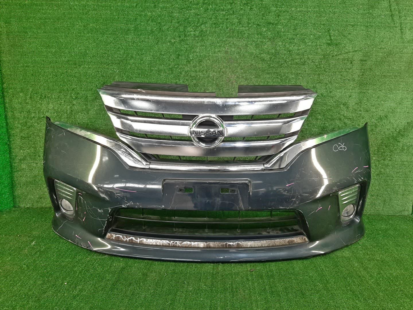 Бампер передний NISSAN SERENA C26 75681 1 ракурс