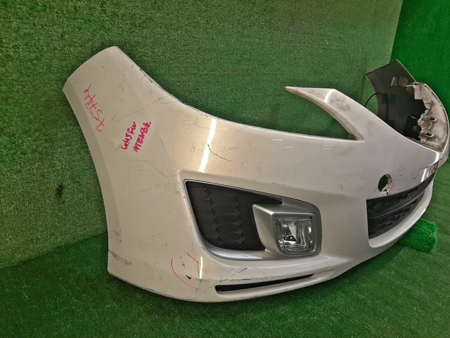 Бампер передний MAZDA ATENZA, MAZDA 6, 6 GH5FP, GH5AP, GH5AS, GH5FS, GHEFP, GHEFS, GH5AW, GH5FW, GHEFW, GH 75774 2 ракурс