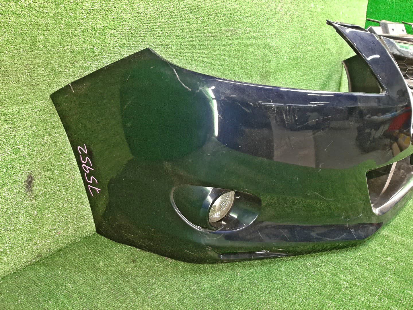 Бампер передний SUBARU EXIGA YA5 75952 2 ракурс Бампер передний SUBARU EXIGA YA5 75952 2 ракурс
