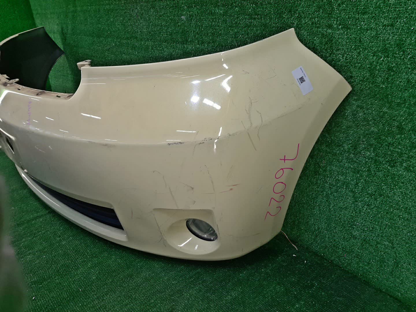 Бампер передний TOYOTA PORTE NNP10, NNP15, NNP11 76022 3 ракурс