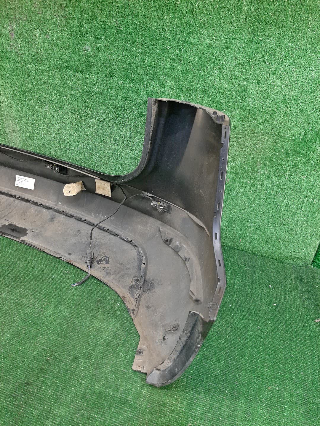 Бампер задний VOLKSWAGEN SHARAN 7N1 76068 5 ракурс Бампер задний VOLKSWAGEN SHARAN 7N1 76068 5 ракурс