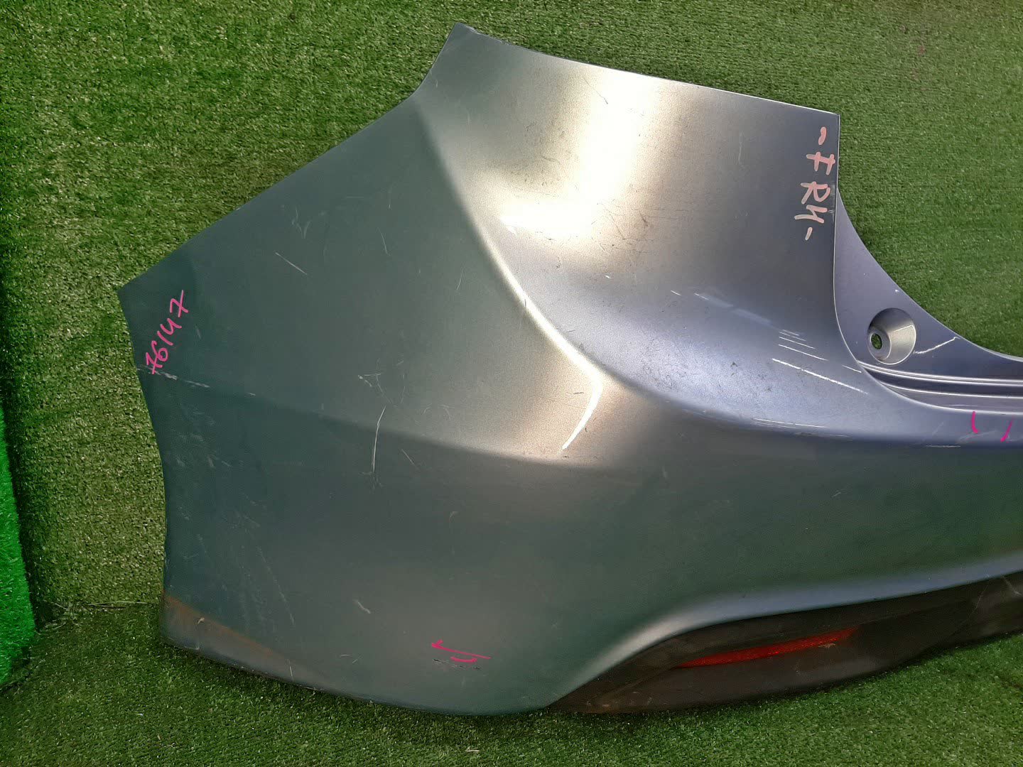 Бампер задний HONDA JADE FR4 76147 3 ракурс