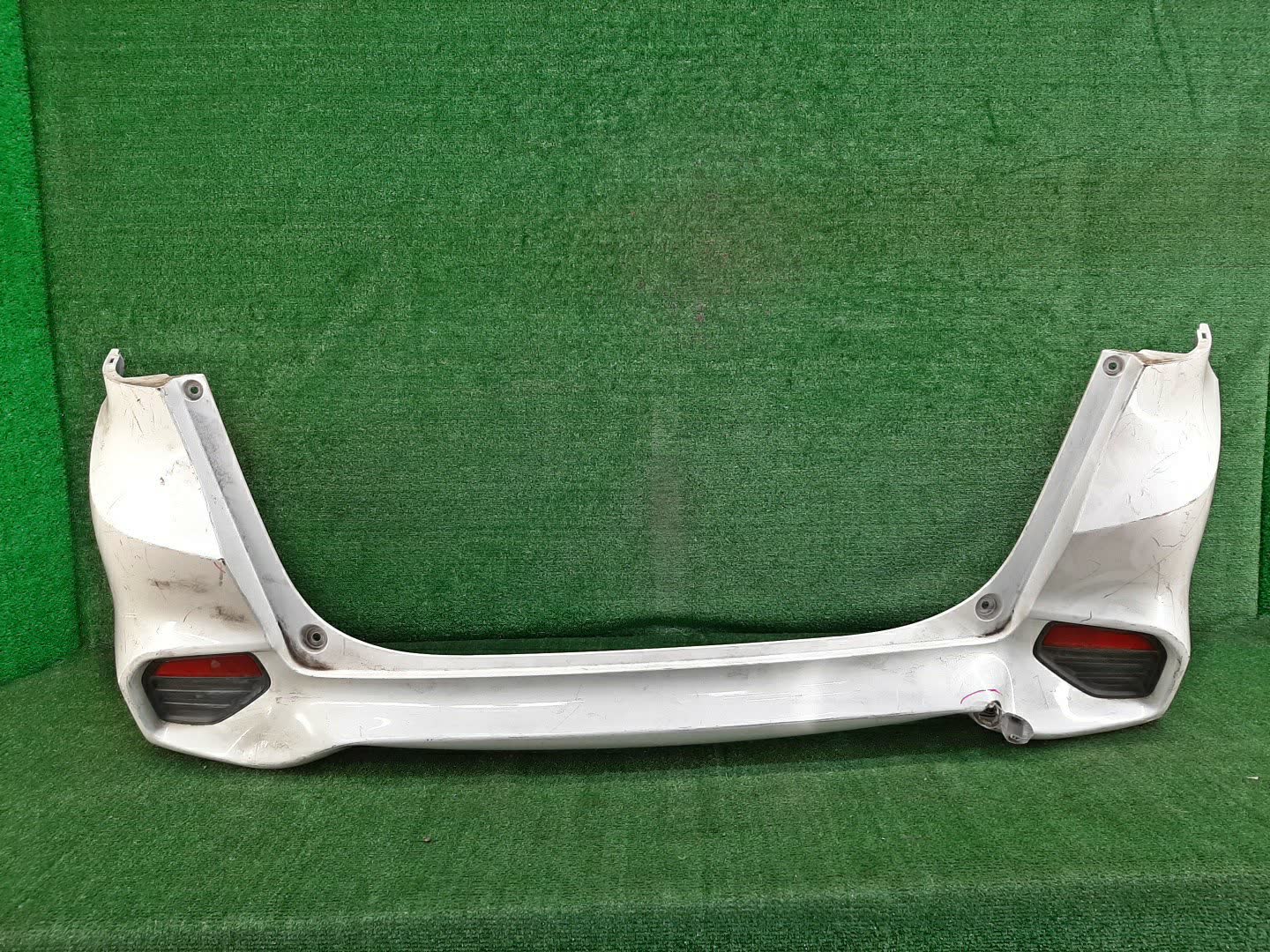 Бампер задний HONDA SHUTTLE GP7, GP8, GK8, GK9 76277 1 ракурс
