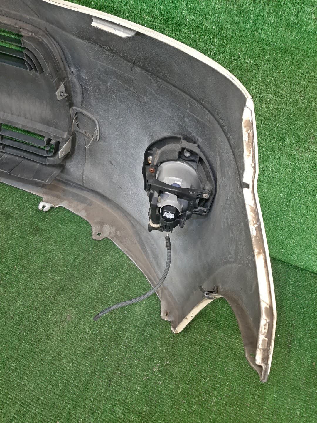 Бампер передний TOYOTA PORTE NCP141 76735 5 ракурс