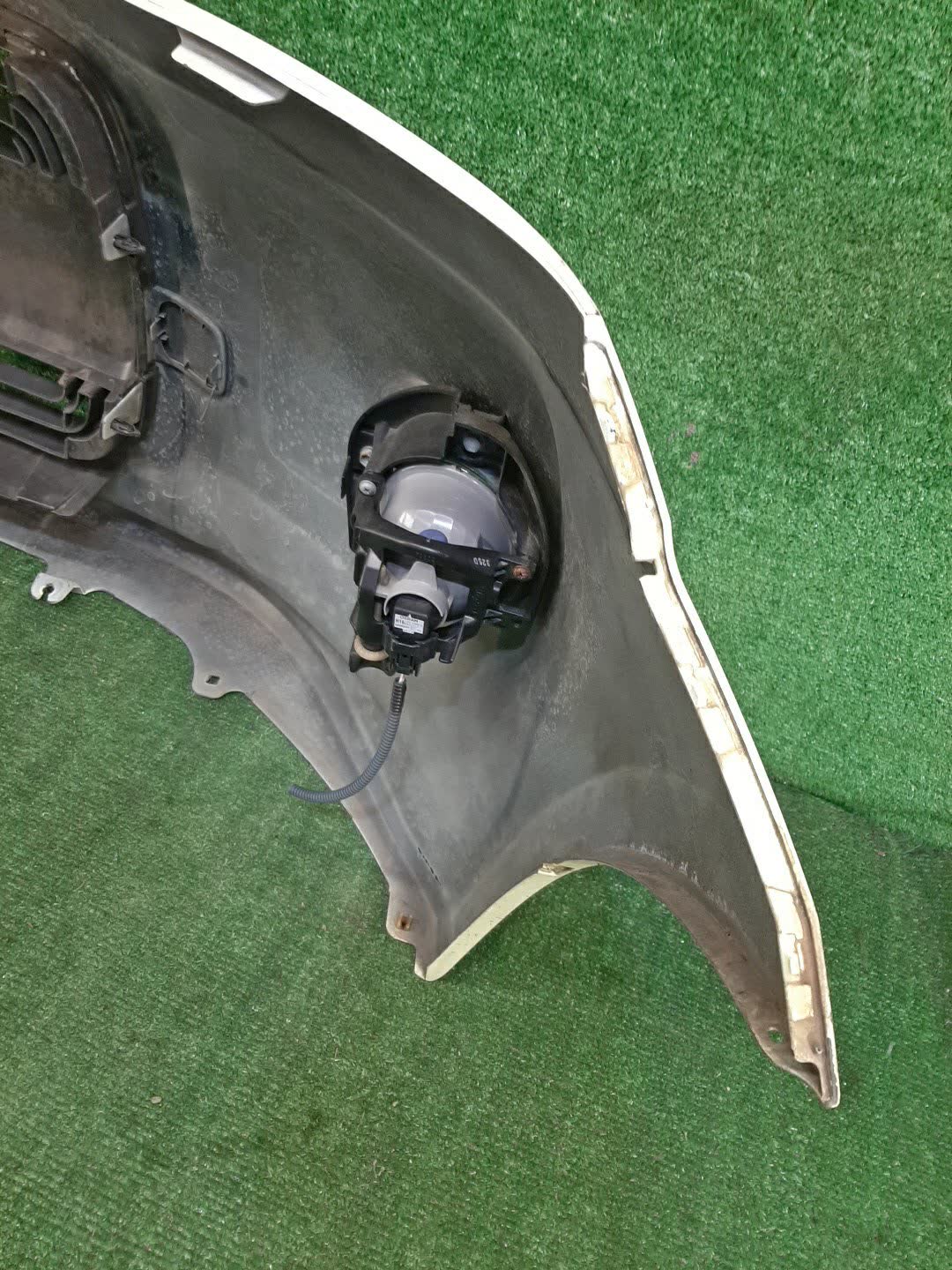 Бампер передний TOYOTA PORTE NCP141 77146 5 ракурс