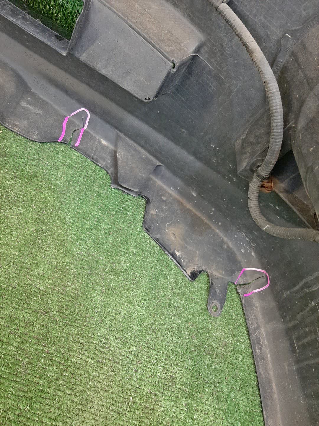 Бампер передний TOYOTA VOXY AZR60G, AZR65G 77331 5 ракурс