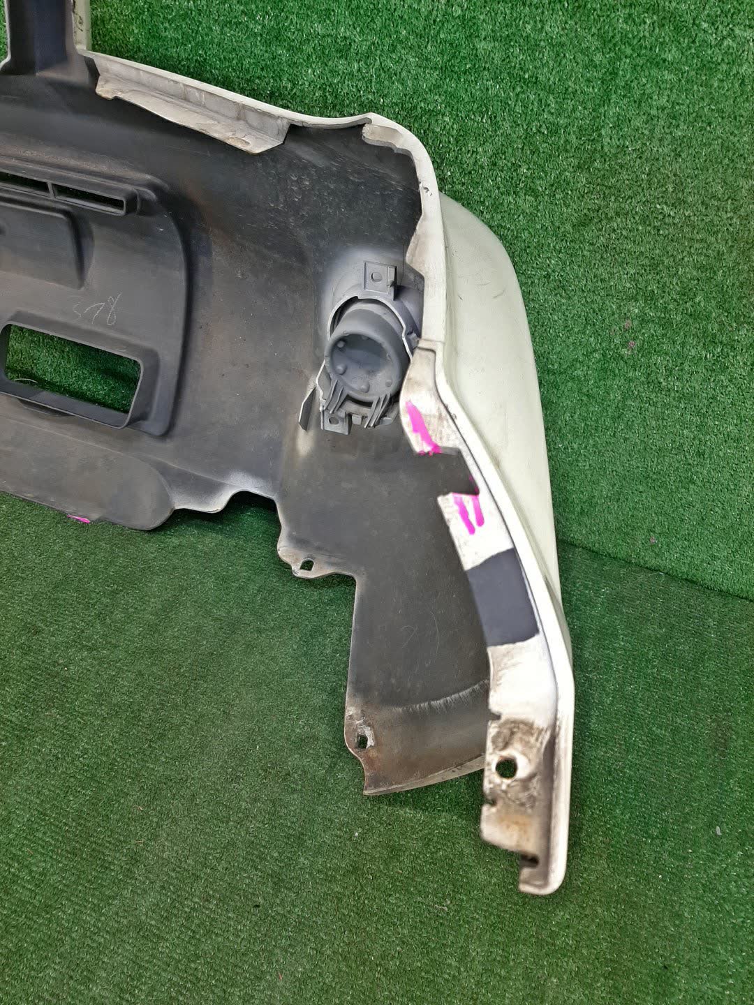 Бампер передний NISSAN X-TRAIL T30, NT30, PNT30 77335 5 ракурс