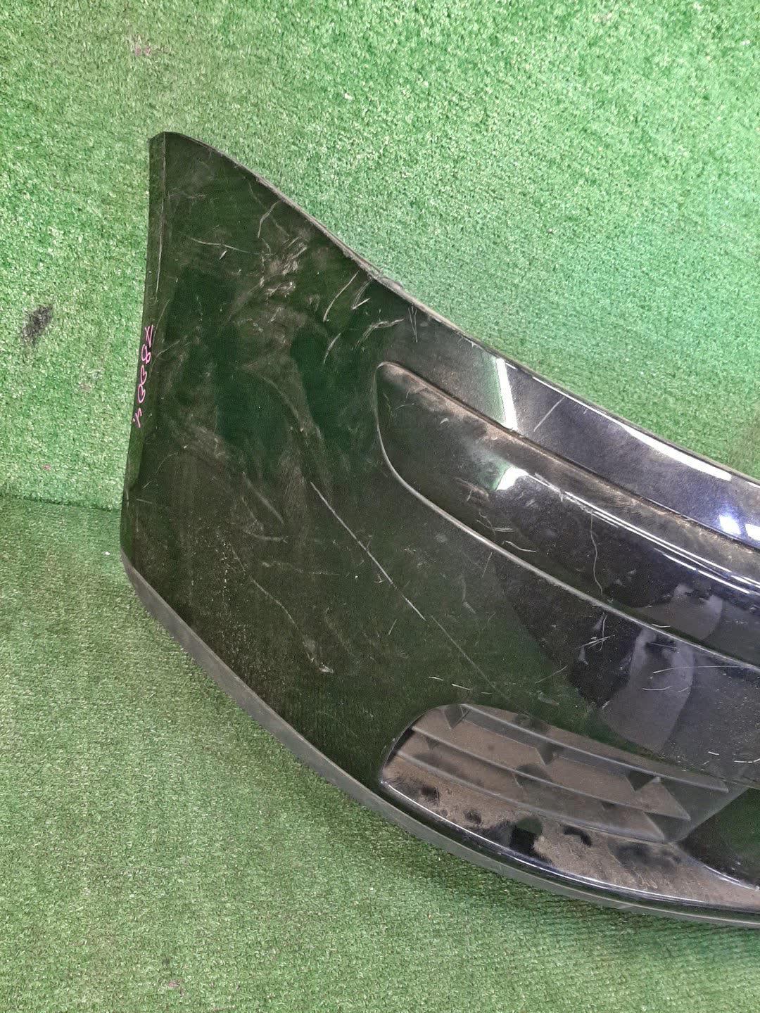 Бампер передний VOLKSWAGEN GOLF, JETTA MK5, 1K5, 1K1, A5, 1K2 1K08072216 2 ракурс