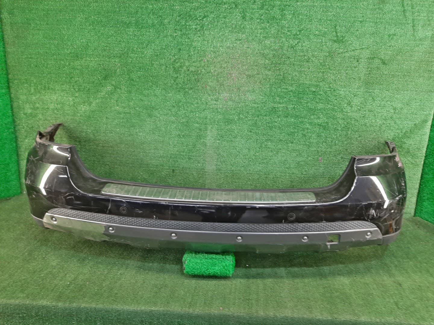 Бампер задний MERCEDES-BENZ M-Class W164 A1648805804 1 ракурс Бампер задний MERCEDES-BENZ M-Class W164 A1648805804 1 ракурс