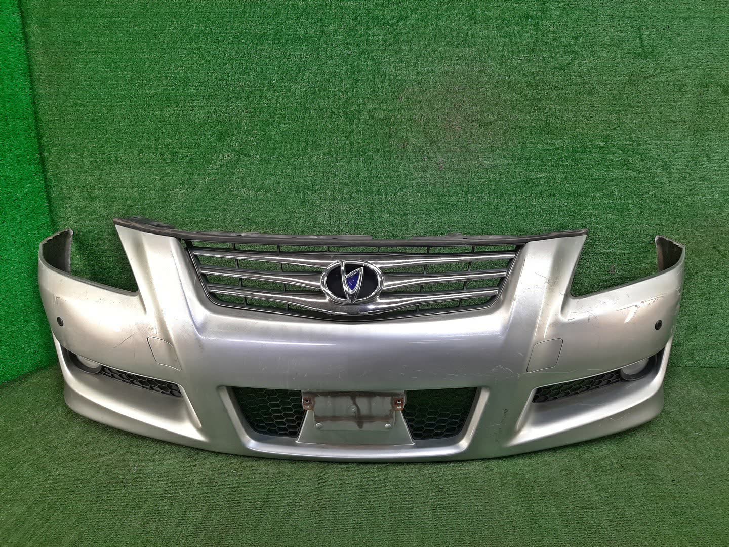 Бампер передний TOYOTA BLADE AZE156H, AZE154H 78320 1 ракурс Бампер передний TOYOTA BLADE AZE156H, AZE154H 78320 1 ракурс