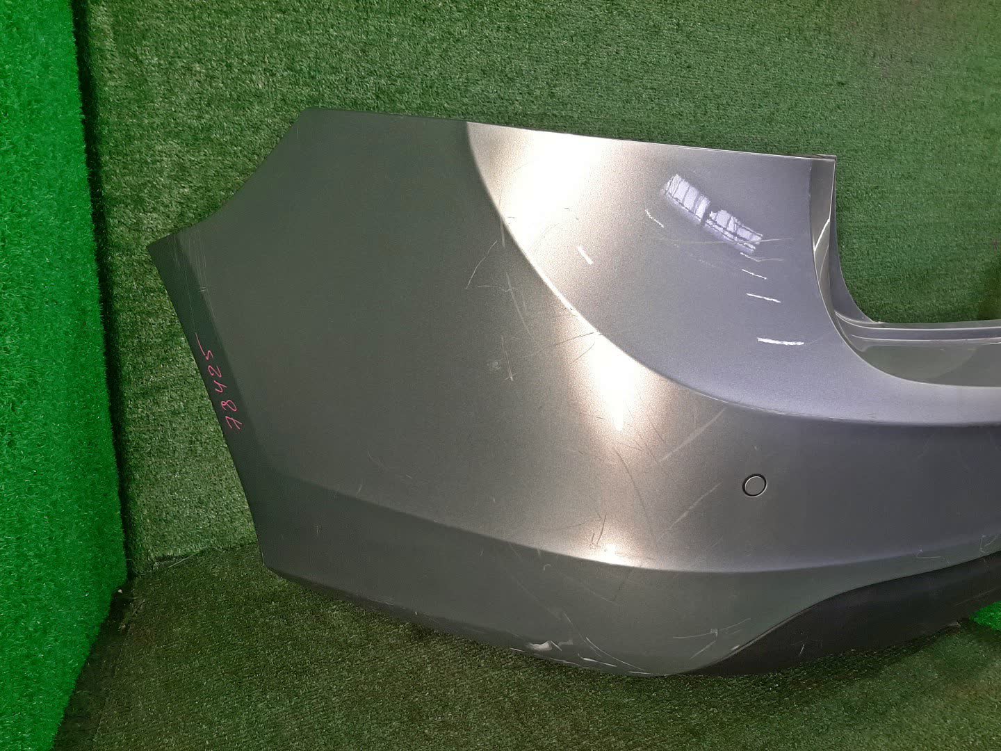 Бампер задний VOLVO S60 FS44, FS47, FS40, FS45, FS70, FS, Y20, FS48, FS84, FS90 78425 3 ракурс Бампер задний VOLVO S60 FS44, FS47, FS40, FS45, FS70, FS, Y20, FS48, FS84, FS90 78425 3 ракурс