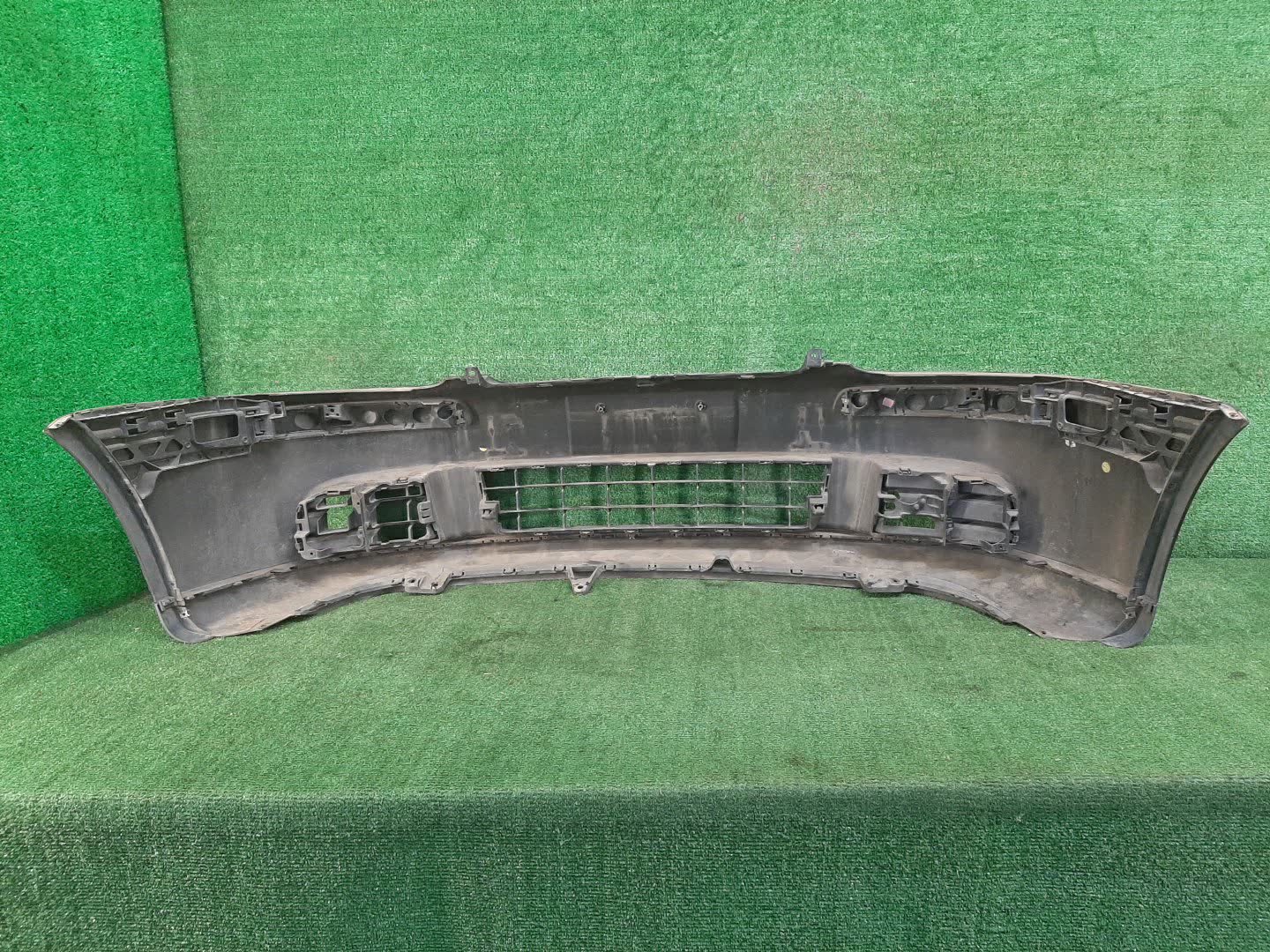 Бампер передний VOLKSWAGEN GOLF, JETTA MK5, 1K5, 1K1, A5, 1K2 78647 4 ракурс