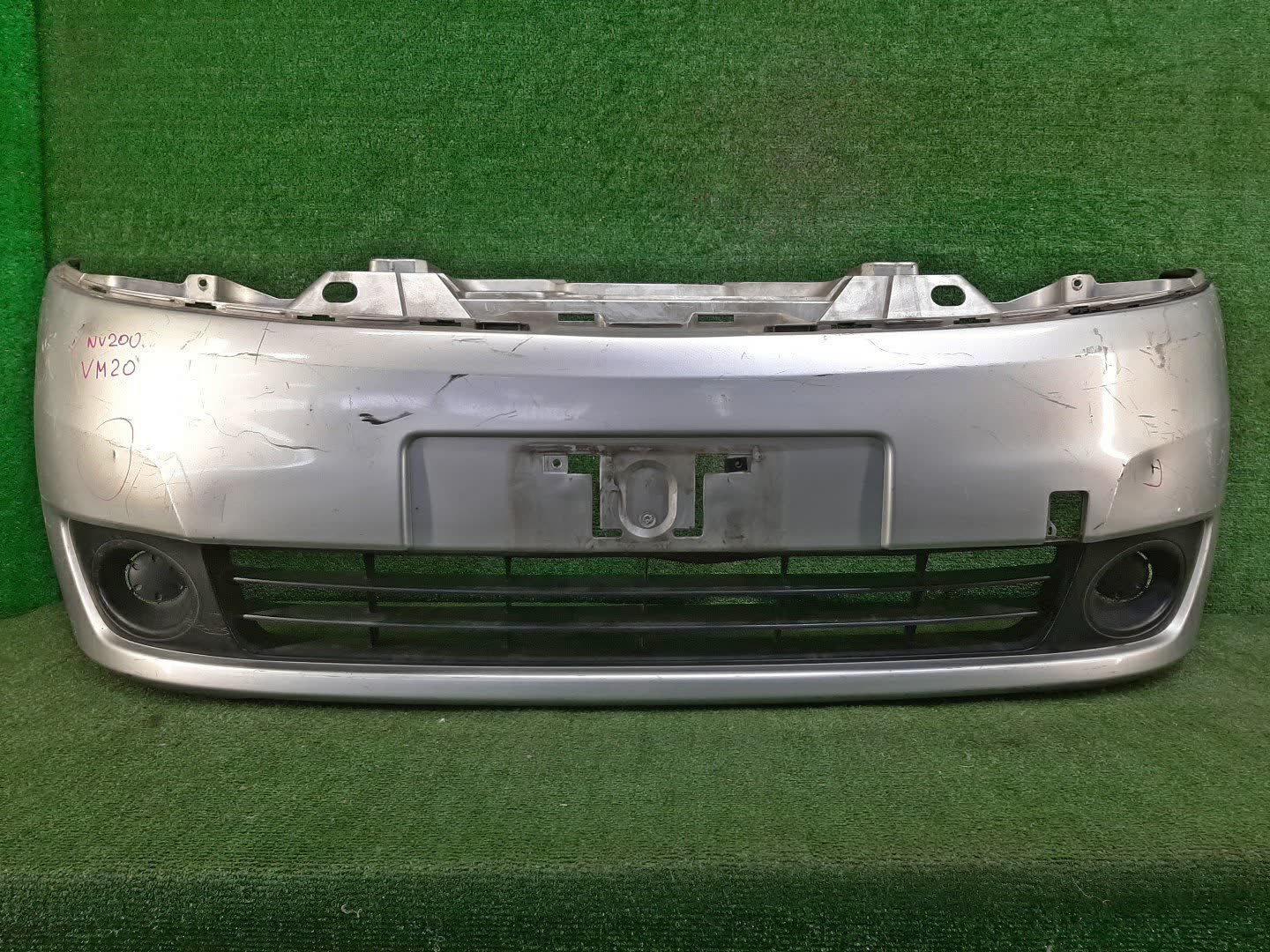 Бампер передний NISSAN DELICA D3, NV200 BM20, M20 78976 1 ракурс