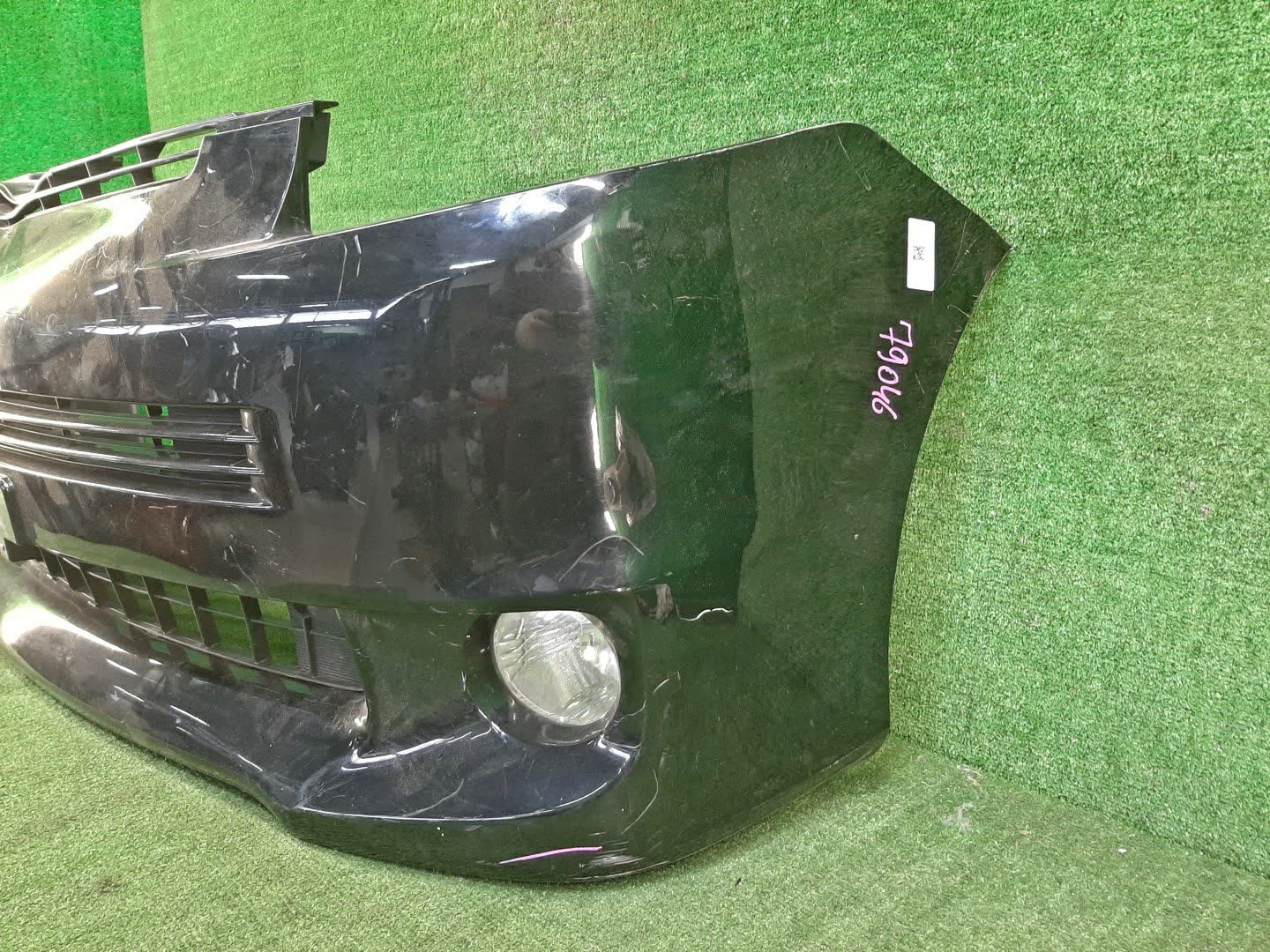 Бампер передний TOYOTA VOXY ZRR75W, ZRR70W, ZRR75G, ZRR70G 79046 2 ракурс