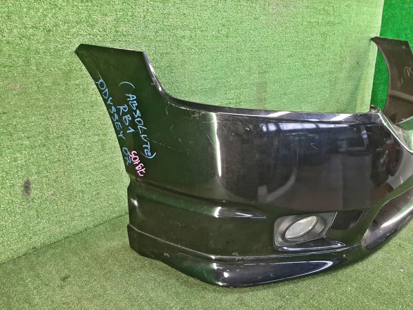 Бампер передний HONDA ODYSSEY RB1, RB2 79105 4 ракурс